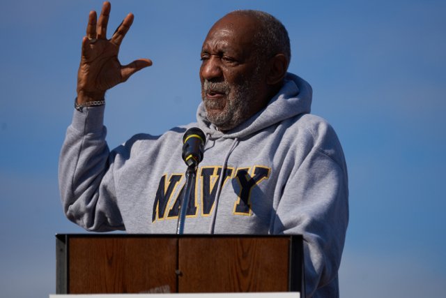 Cosby chce, by czarne media były wobec niego neutralne.