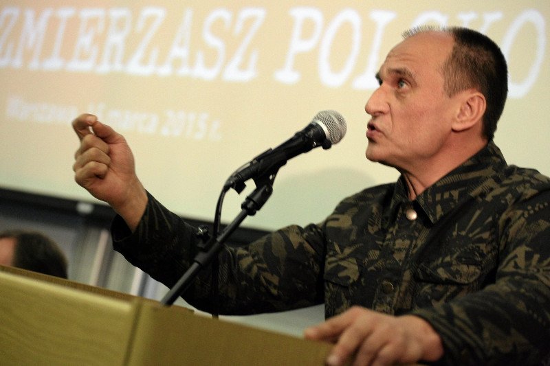 Paweł Kukiz stanowczo przeciwny zbrojnej pomocy dla Ukrainy. - To zadanie dla Zachodu - przekonuje.