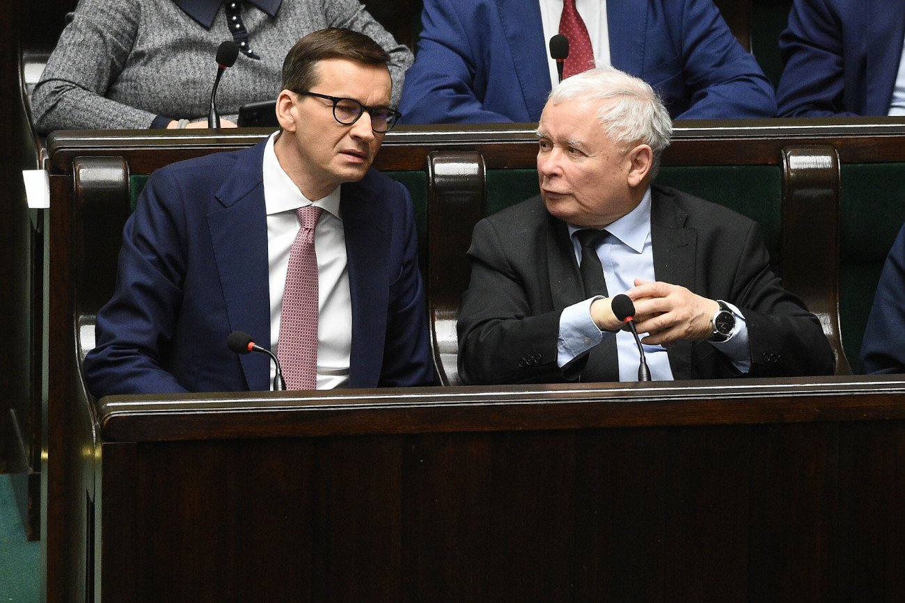 Jarosław Kaczyński odszedł z rządu. Jakie nastroje panują w PiS?