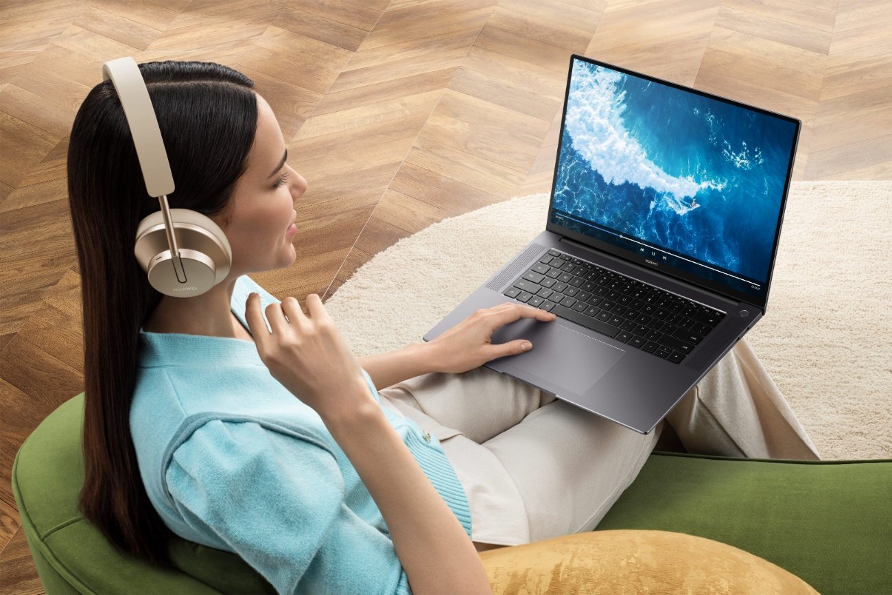 Huawei, światowy producent elektroniki użytkowej, wprowadził na przełomie marca i kwietnia do swojej oferty dwa nowe modele laptopów. To hybrydowy Huawei MateBook E oraz najbardziej wydajny laptop w portfolio marki Huawei MateBook 16