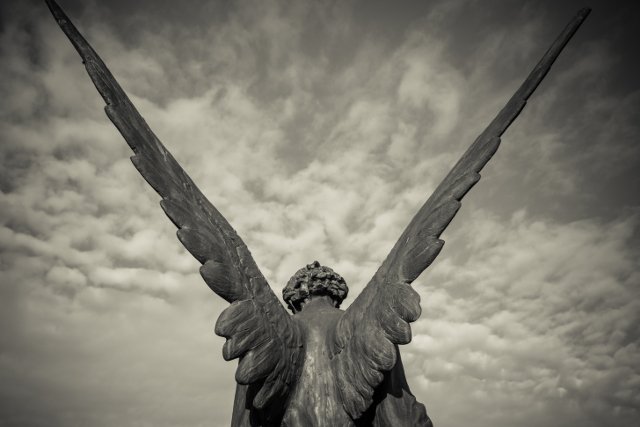 Już nawet umieranie może być nielegalne.