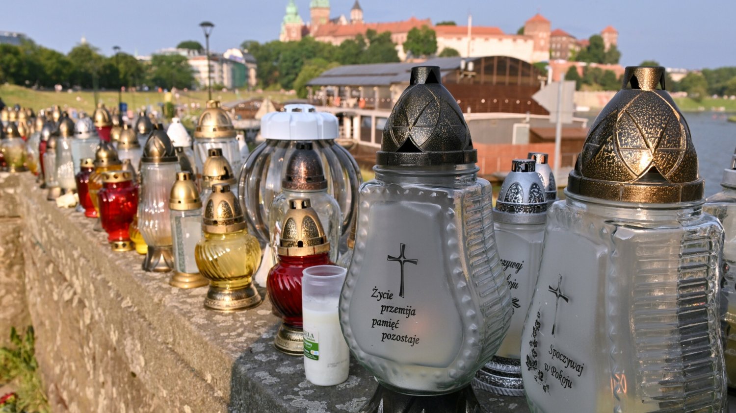 Miejsce wypadku na moście w Krakowie.