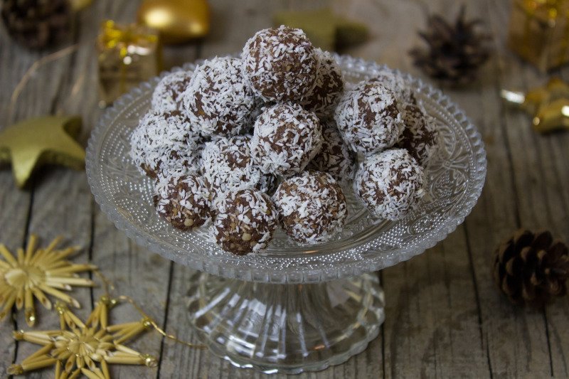 Genialny sposób na wykorzystanie ciast, których nie zjedliśmy w czasie świąt.