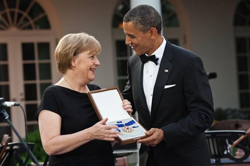Barack Obama wiedział, że amerykański wywiad inwigilował Angelę Merkel