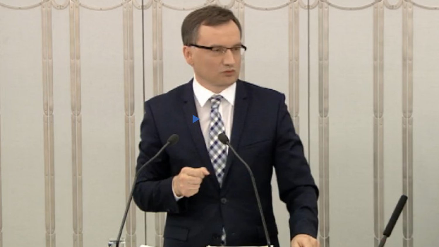 "My nie będziemy rządzić Polską wiecznie". Specyficznie minister Ziobro przekonywał senatorów do ustawy o Sądzie Najwyższym.