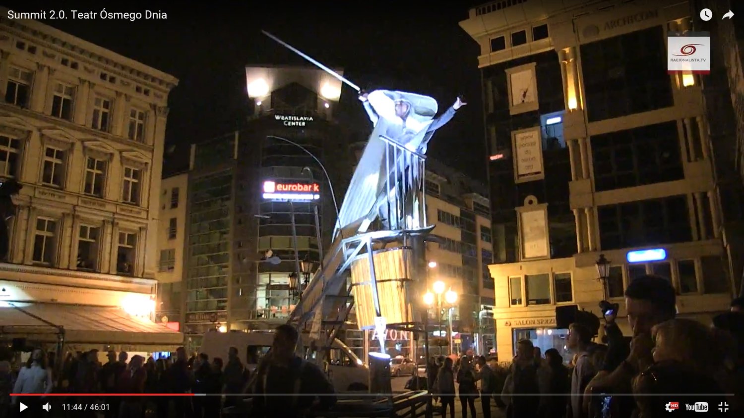 Kadr ze spektaklu Summit 2.0 Teatru Ósmego Dnia