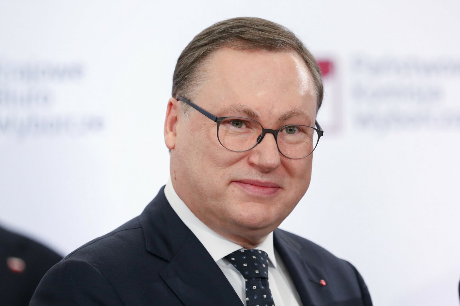 Senator Grzegorz Bierecki, podobnie jak premier Mateusz Morawiecki, wydał sporo pieniędzy na inwestycje w państwowe obligacje.