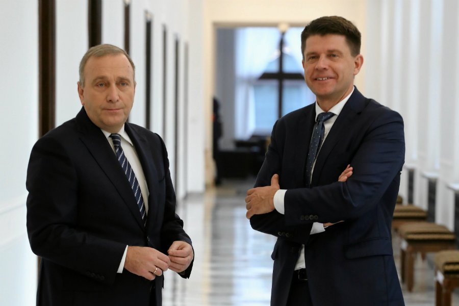 Grzegorz Schetyna i Ryszard Petru zaprowadzili swoje partie na sondażowe dno.