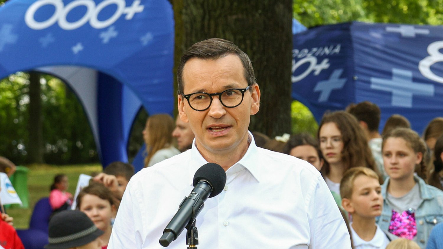 Mateusz Morawiecki z PiS o 800 plus.