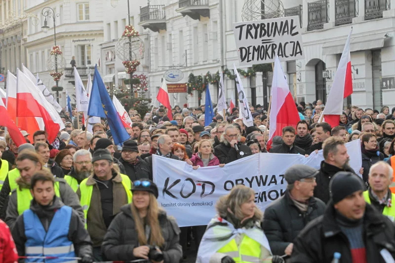 Demonstracja KOD w Warszawie.