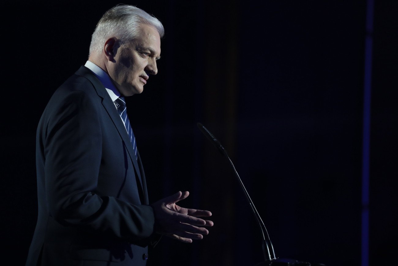 Upokorzenie Gowina. Polacy oceniają styl, w jakim z wicepremierem pożegnał się PiS.