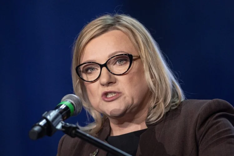 Kempa zachęca do podpisania petycji ws. Dnia Ojca. Beata Kempa chce powiązać Dzień Ojca ze św. Józefem.