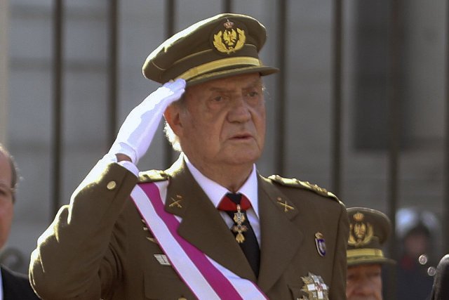 Król Hiszpanii Juan Carlos abdykował