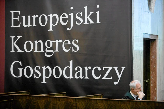II Europejski Kongres Gospodarczy odbył się 2010 roku w Katowicach. Wówczas w wydarzeniu wzięło udział ponad cztery tysiące gości.