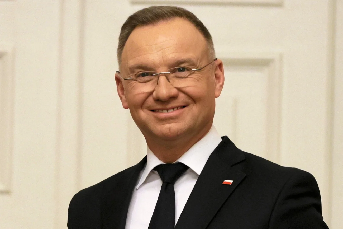 Andrzej Duda podsumował 10 lat urzędowania: Byłem prezydentem na piątkę Duda podsumował 10 lat w Pałacu Prezydenckim. Taką wystawił sobie ocenę