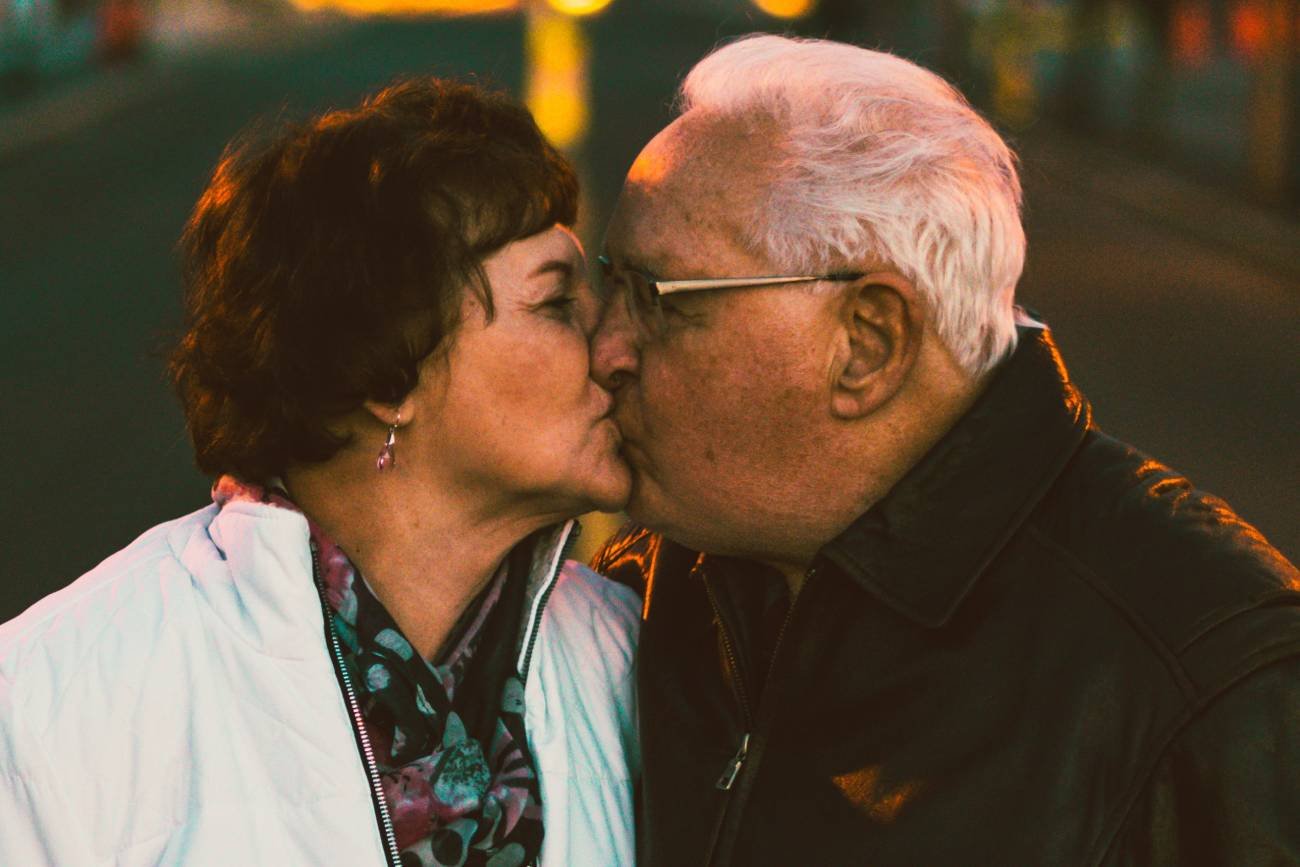 Liczba rozwodów wśród seniorów rośnie. Powód: Starsi ludzie się zakochują