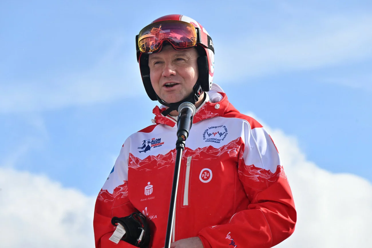 "To zła kandydatura. Ja po prostu mówię nie". Pytamy polityków związanych ze sportem o to, czy widzą Dudę w MKOl "To zła kandydatura. Ja po prostu mówię nie". Pytamy polityków związanych ze sportem o to, czy widzą Dudę w MKOl
