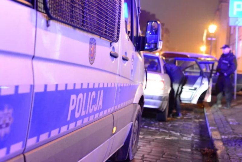 Lubań. Mężczyzna brutalnie pobił swoją matkę.