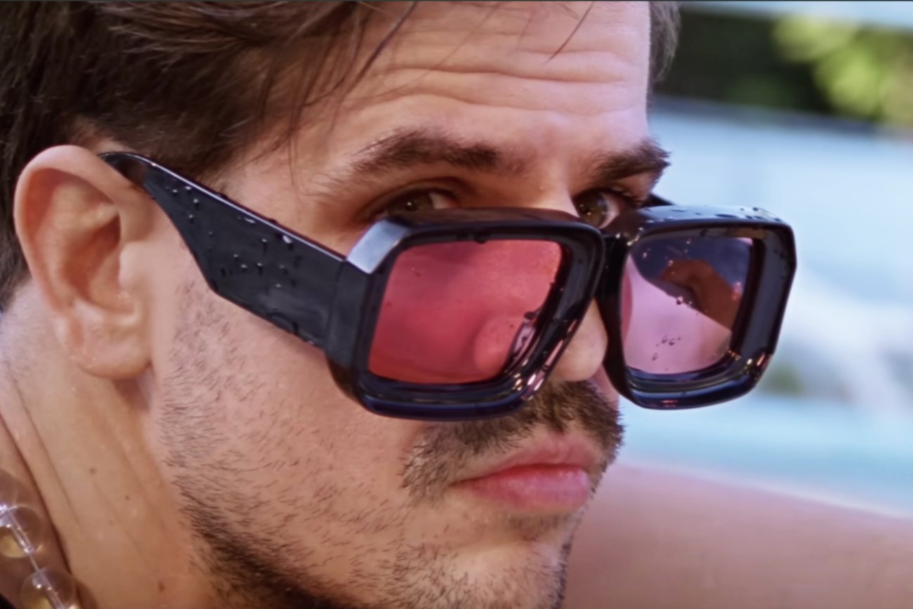 Taco Hemingway wraca i zapowiada nowy krążek. Nostalgiczne "Gelato" i mocna "Makarena Freestyle"