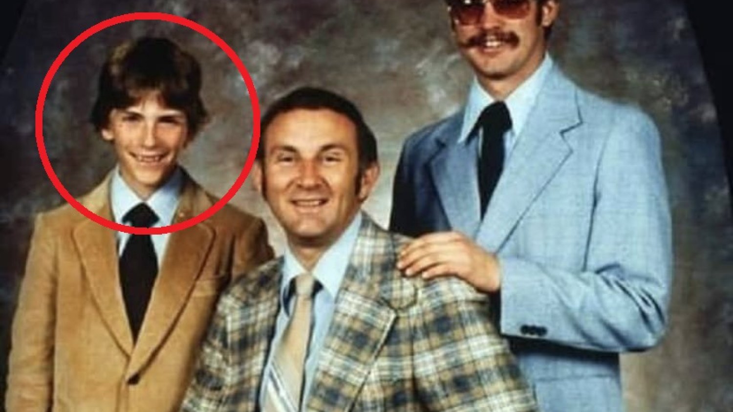 Jeffrey Dahmer (z prawej) miał młodszego brata Davida (z lewej)