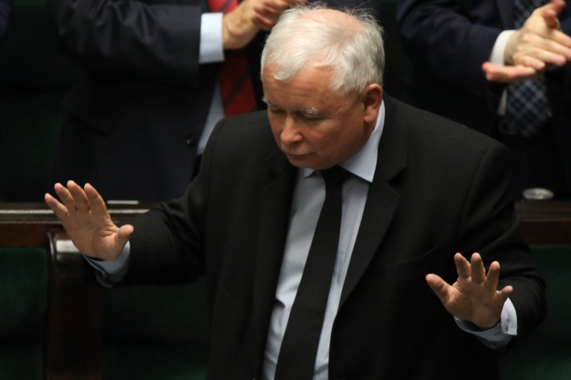 Planował zamach na Jarosława Kaczyńskiego? ABW wkracza do akcji i bada sprawę gróźb zamieszczanych w internecie