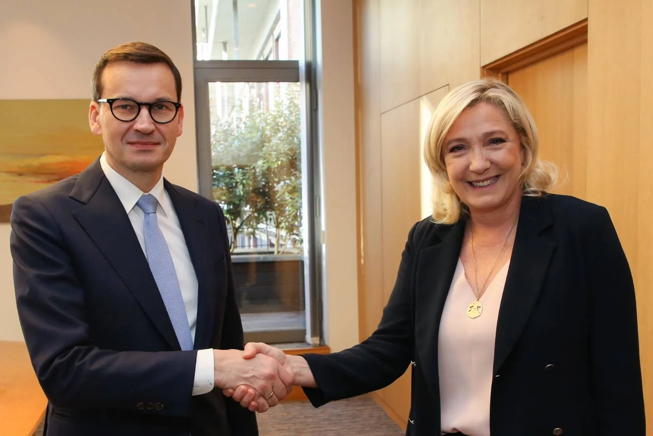Spotkanie Mateusza Morawieckiego z Marine Le Pen tłumaczono prawdopodobieństwem wygrania przez nią wyborów prezydenckich we Francji