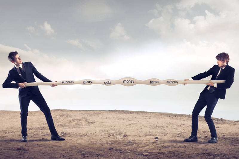 Czas egoistów - czy trzeba być egoistą, aby nie zostać zdeptanym w wyścigu szczurów?