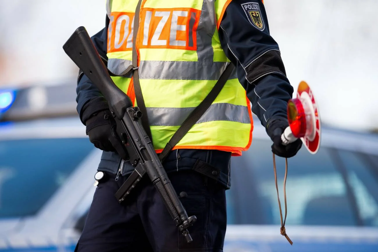 Afera wizowa uderza w Polskę? Niemcy zapowiadają powrót kontroli na granicy