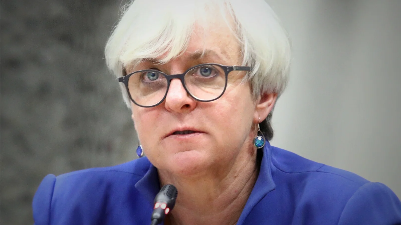 Posłanka PO Joanna Kluzik-Rostkowska w naTemat.pl mówi o tym, czy kolejne lockdowny powinny objąć tylko osoby niezaszczepione i jak zachęcać Polaków do przyjęcia szczepionki przeciw COVID-19. Była minister edukacji narodowej, a teraz posłanka PO Joanna Kluzik-Rostkowska.