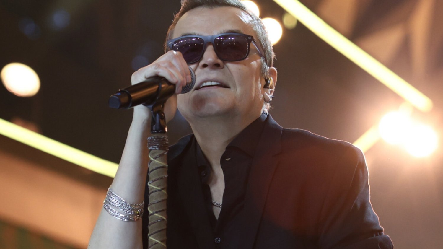 Robert Gawliński oberwał po sopockim festiwalu.