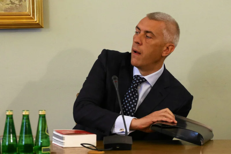 Roman Giertych pisze list do prokuratora Bogdana Święczkowskiego.
