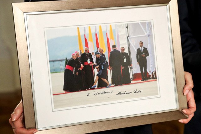 Słynne zdjęcie Pierwszej Damy wylicytowano za 200 tys. zł. Pieniądze zasilą konto fundacji WOŚP.