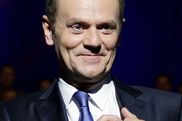 W marcu br. Donald Tusk został ponownie wybrany na przewodniczącego Rady Europejskiej. Poparło go 27 państw, przeciw była tylko Polska