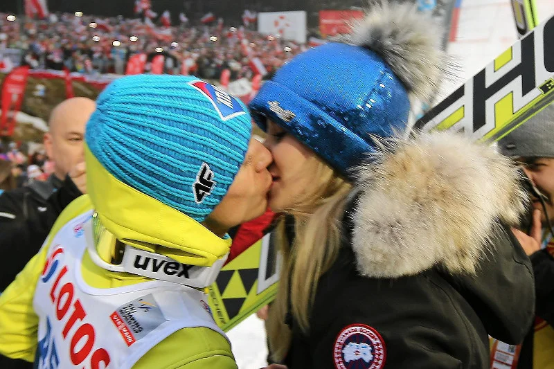 Ewa Bilan-Stoch była objawieniem gali Sportowca 2017. Tymczasem może pochwalić się nie tylko urodą. Od lat wspiera męża w jego karierze.