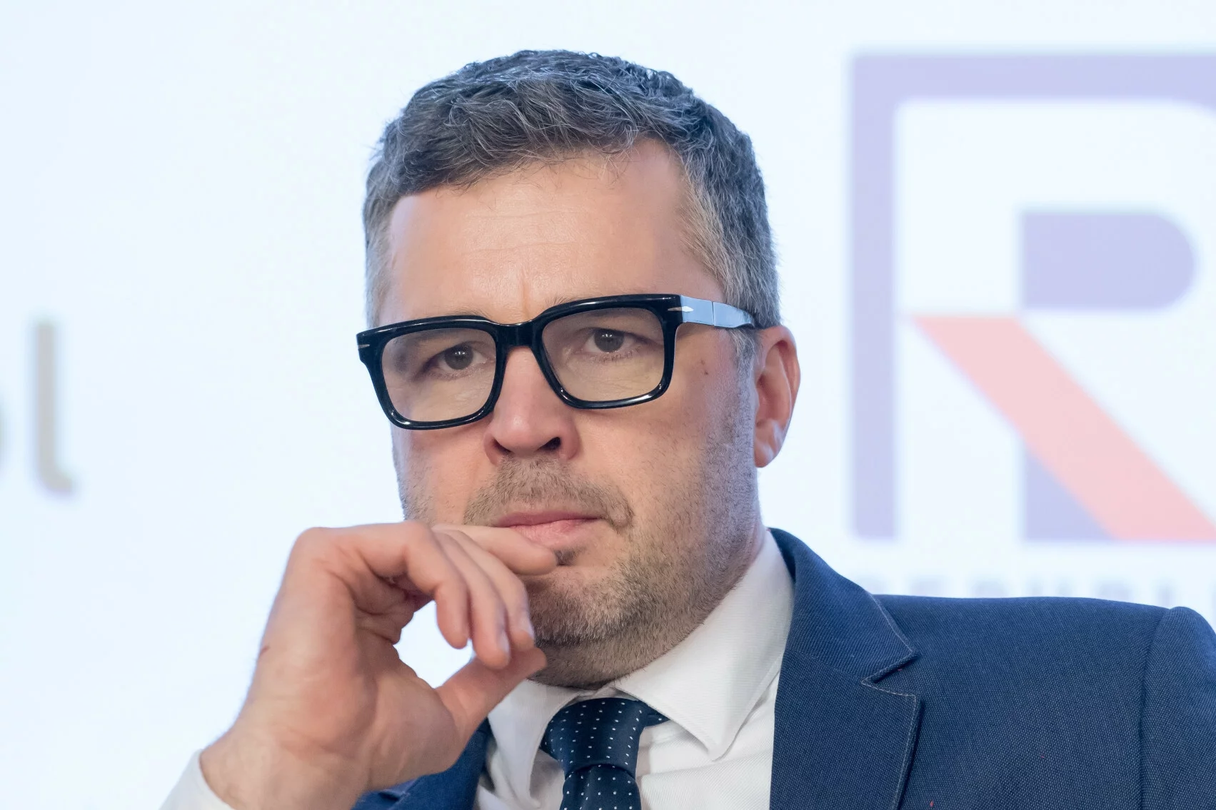Telewizja Republika może stracić koncesję. Taki jest powód