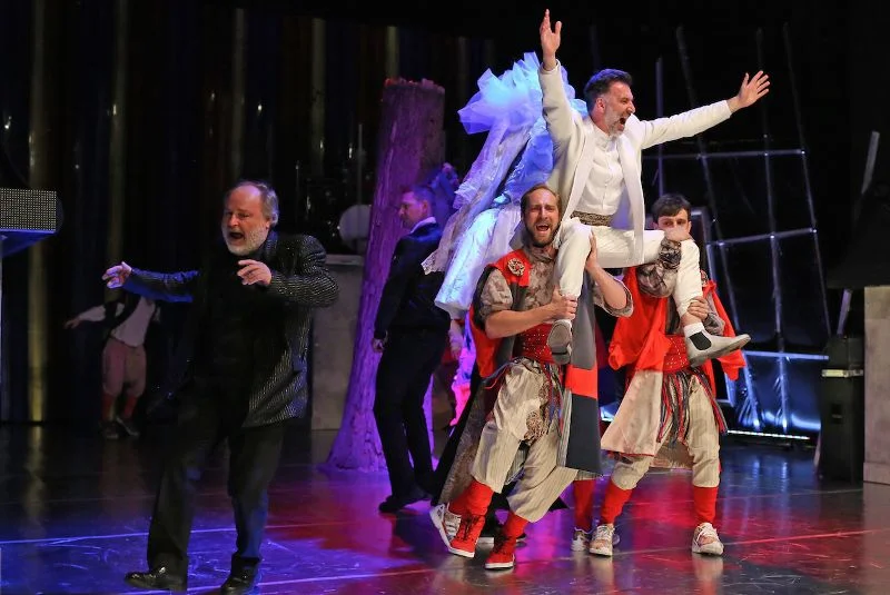 Próba spektaklu "Wesele " Stanisława Wyspiańskiego w reżyserii Jana Klaty w Starym Teatrze w Krakowie.