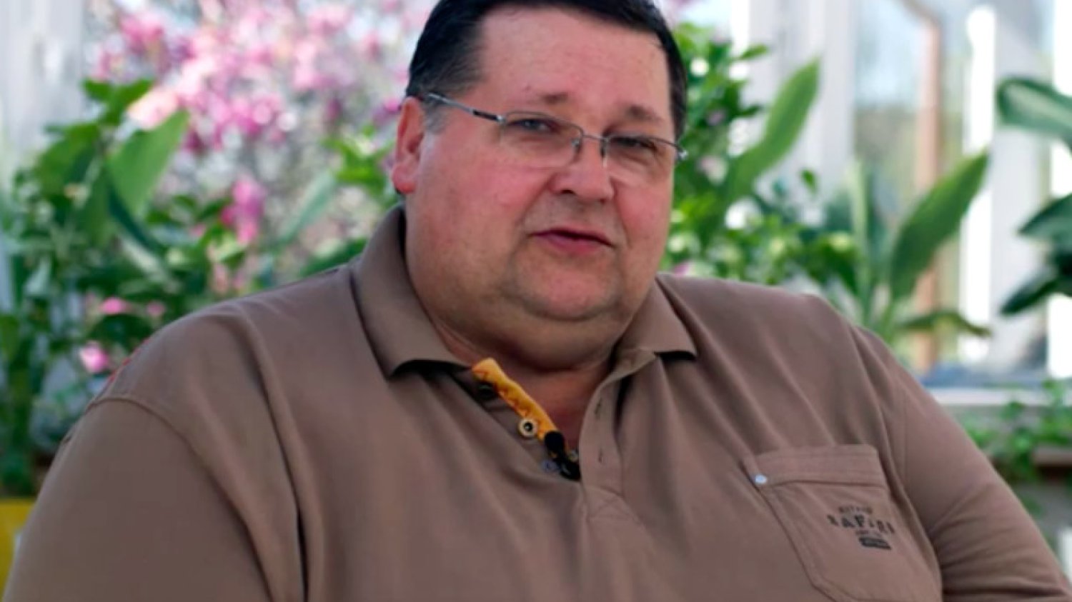 Tadeusz Mazurek nie wiedział, że jest uczulony na jad pszczoły. Dopiero któreś z kolei użądlenie w jego życiu skończyło się reakcją anafilaktyczną.