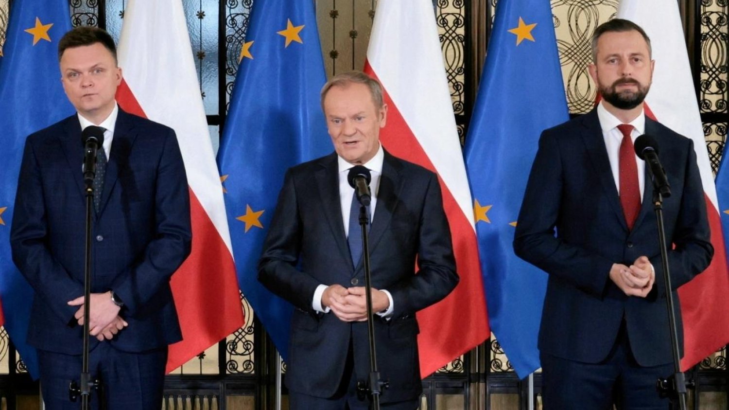 KO prowadzi w nowym sondażu. Dla rządzących to jednak koniec dobrych wieści.