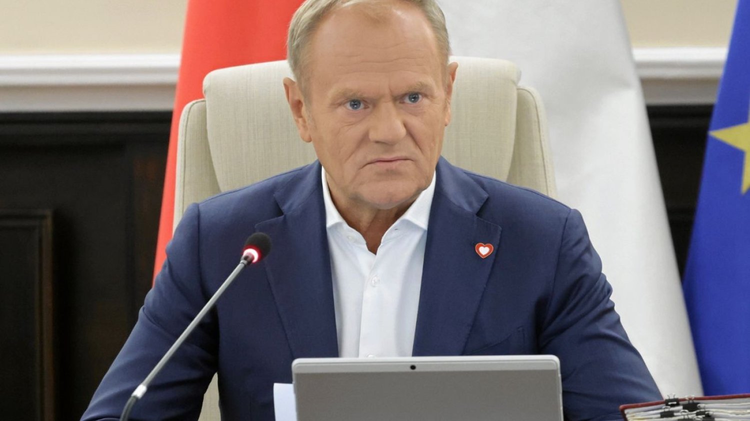 Ten sondaż tylko na chwilę ucieszy Donalda Tuska