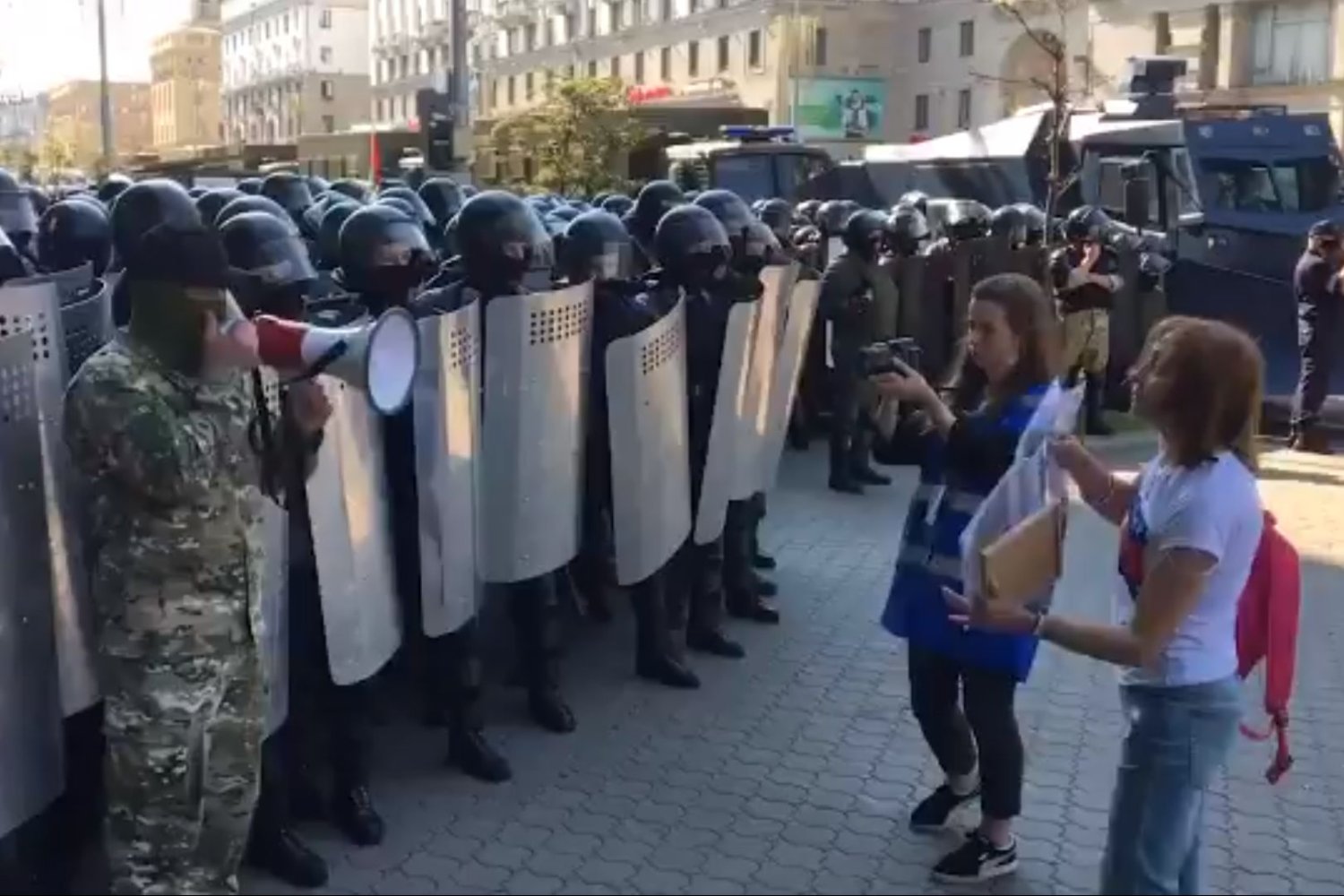 Rekordowe demonstracje w Mińsku przypadły w 66. urodziny Łukaszenki