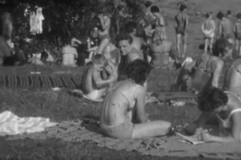 Duda jeździ na wczasy, bo ma to we krwi. W PRL-u wczasy po prostu się należały - zwłaszcza działaczom