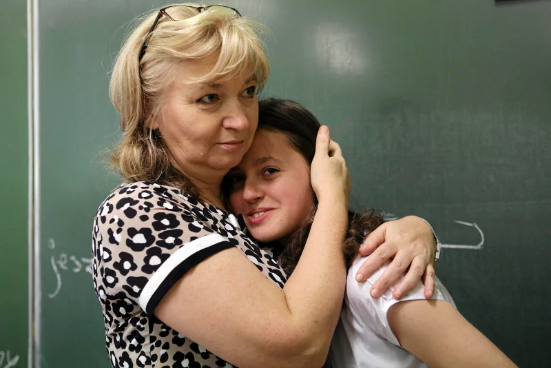 Dzieci są przemęczone, a rodzice piszą skargi do Rzecznika Praw Dziecka. Po reformie edukacji uczniowie pracują często dłużej niż ich rodzice na etacie.
