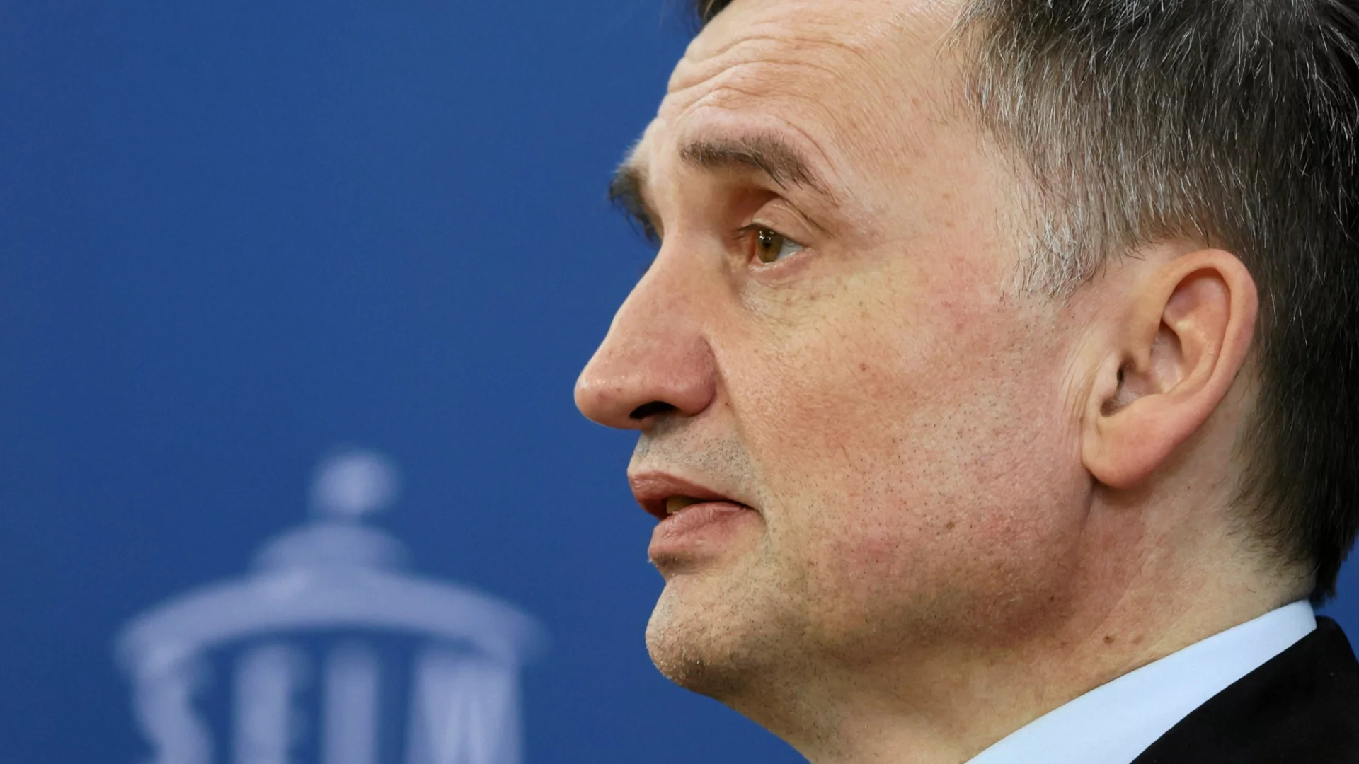 Już wiemy, gdzie jest Ziobro. Orbán właśnie wrzucił zdjęcie z takim opisem