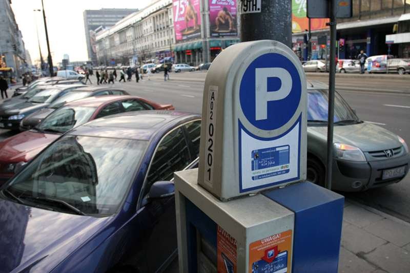 Ministerstwo Transportu chce podwyższyć opłaty za parkowanie