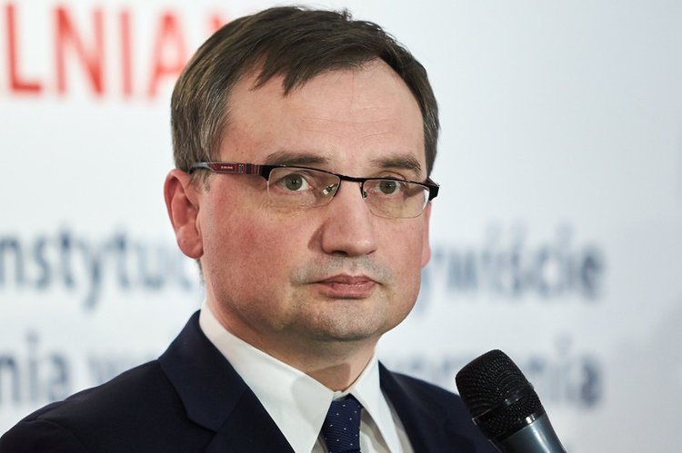 Partia Zbigniewa Ziobry nie chce zaostrzenia przepisów dla kierowcy.