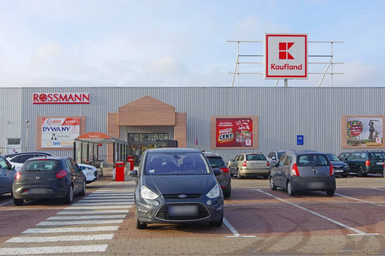 Promocje Kaufland na majówkę 2025. Jeden gadżet zamieni grill w ucztę Promocje Kaufland na majówkę 2025. Jeden gadżet zamieni grill w ucztę