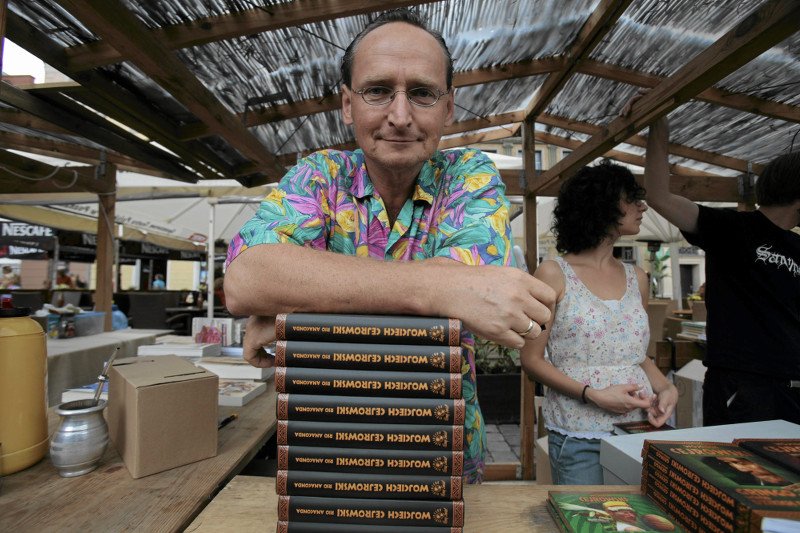 Wojciech Cejrowski rusza z akcją "świąteczne to mnie wkurza" i... promuje swój sklep