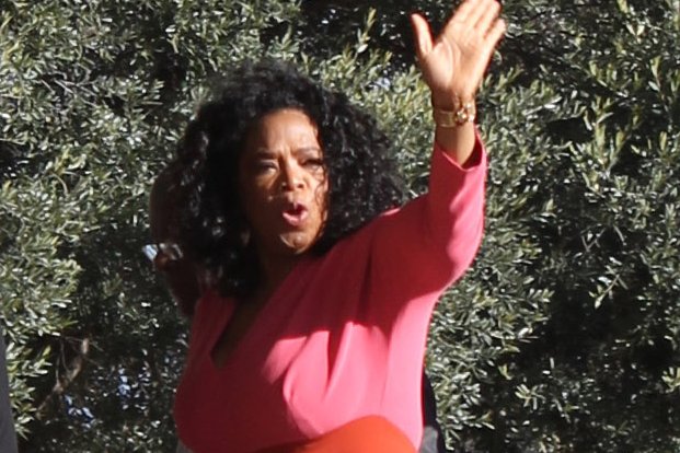 Oprah Winfrey, Ralph Lauren czy Howard Schultz, właściciel Starbucksa, zaczynali od biedy. Dziś mają miliardy