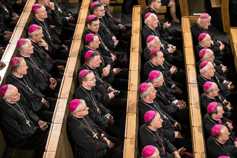 Episkopat prosi o zmianę limitów w kościołach w czasie Bożego Narodzenia.
