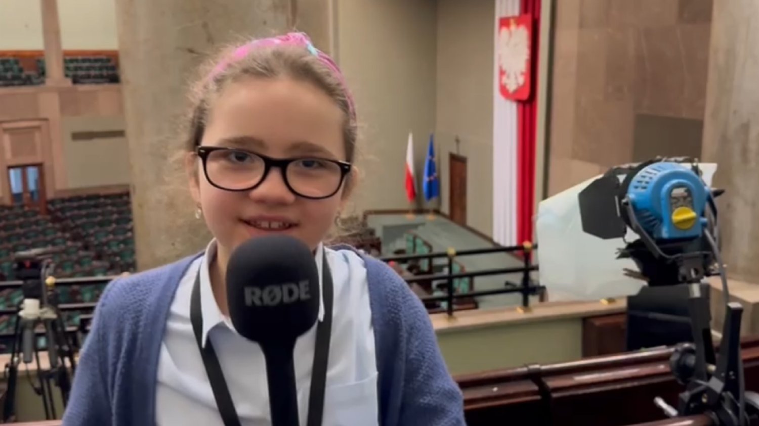 Sara Małecka-Trzaskoś. 10-letnia reporterka w Sejmie